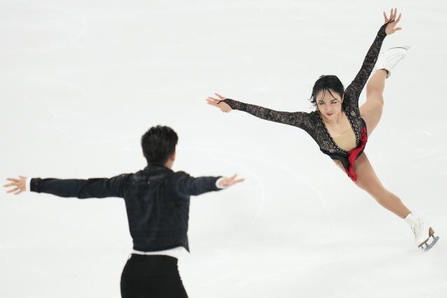 开云官方平台-【冬奥100天】“葱桶”冲金遇挑战 中国队团体赛争牌？